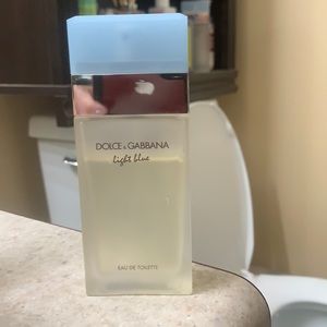 1.6 fl oz Dulce & Gabbana light blue